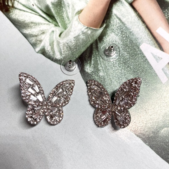 Big Silver Butterfly Crystals Earrings - Picture 4 of 5